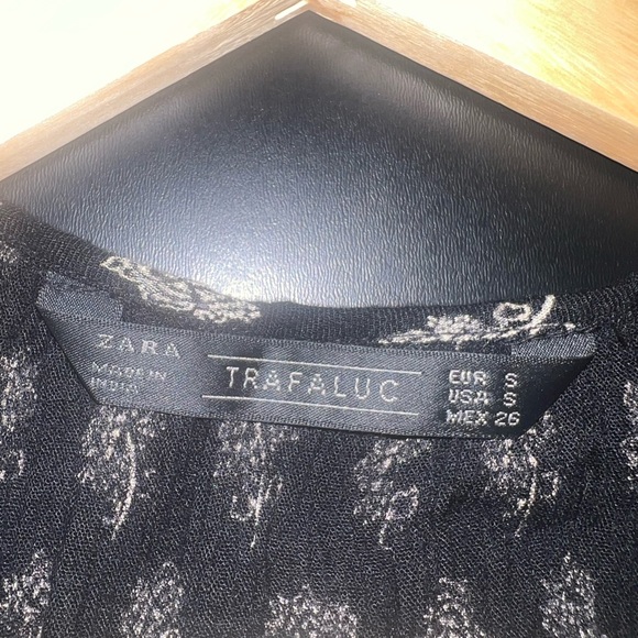 ZARA Black Printed Cinched Waist Dress size Small EUC - Picture 7 of 9